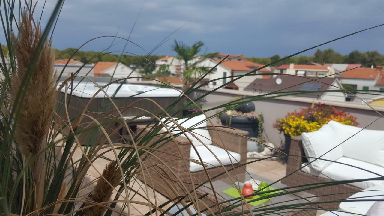Apartment Garden Terrace Zadar Ngoại thất bức ảnh