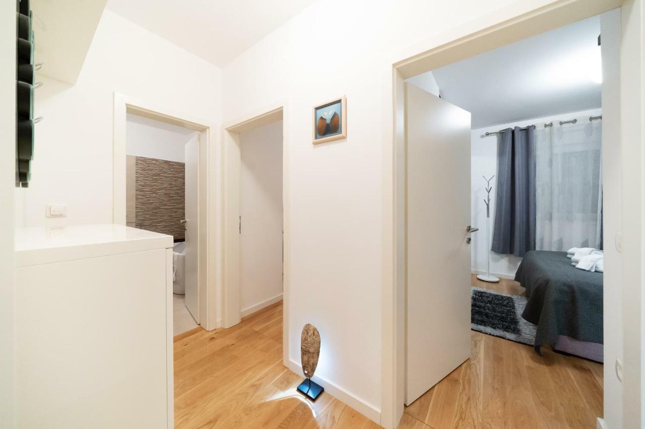 Apartment Garden Terrace Zadar Ngoại thất bức ảnh