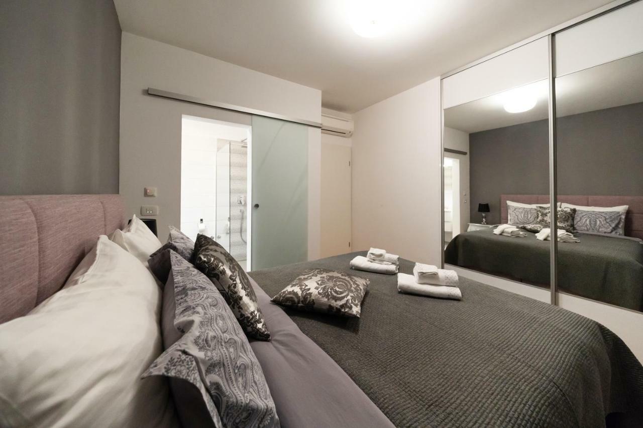 Apartment Garden Terrace Zadar Ngoại thất bức ảnh